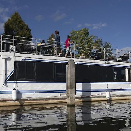 Hotel Bluebird House-Boat East Molesey Zewnętrze zdjęcie