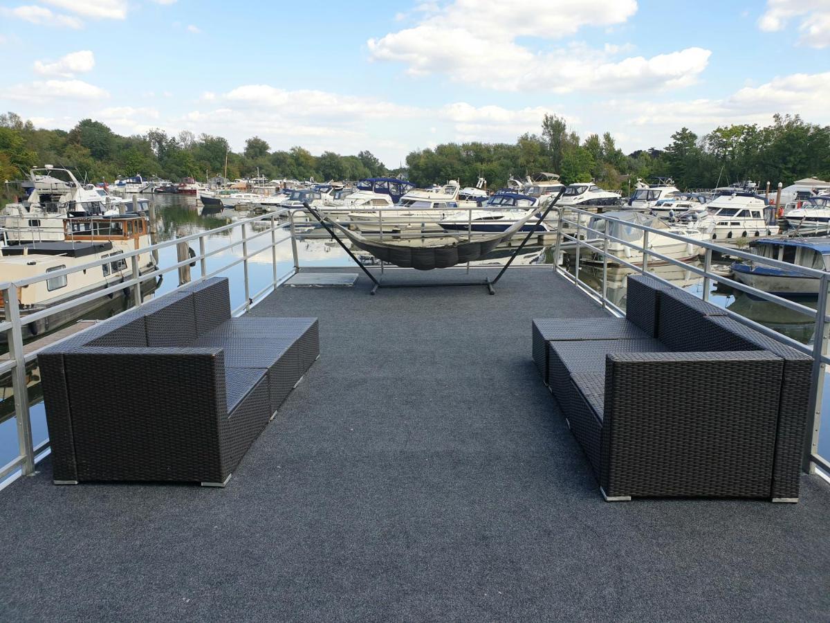 Hotel Bluebird House-Boat East Molesey Zewnętrze zdjęcie